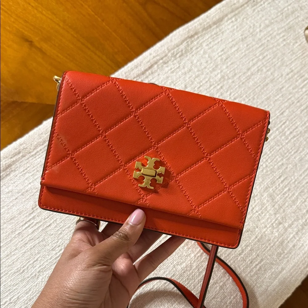 Tory Burch Orange Quilted Crossbody Bag - Picture 3 of 9